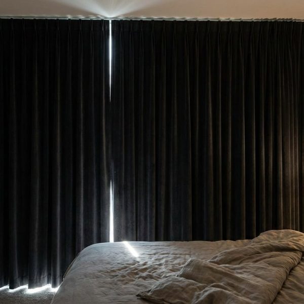 Zatemňovací závěsy: Styl a komfort pro váš domov